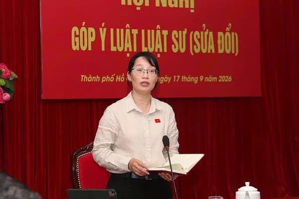 de-xuat-tham-phan-kiem-sat-vien-muon-lam-luat-su-phai-hoc-dao-duc-nghe